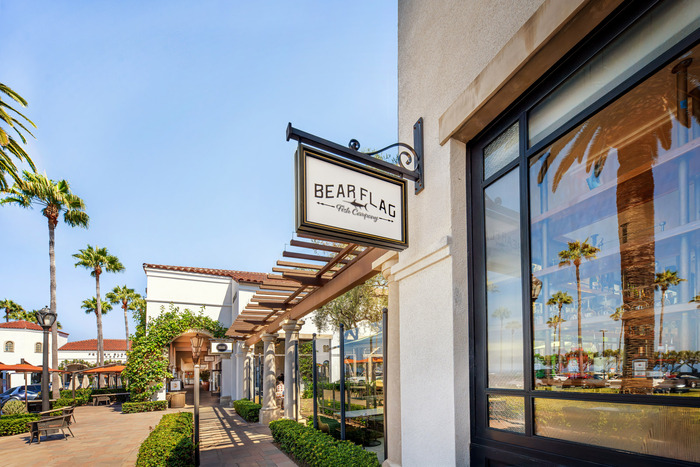 Bear Flag Fish Co WaterStar 080725 DSC 4727 2k