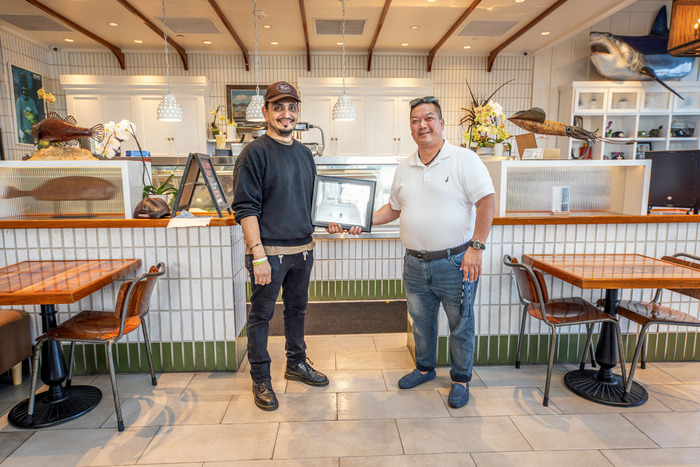 BearFlag store front